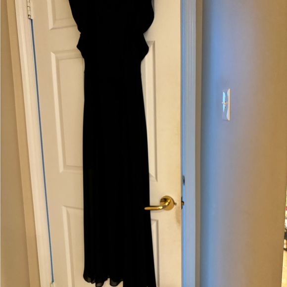 Halston black flutter sleeve gown - Picture 2 of 5